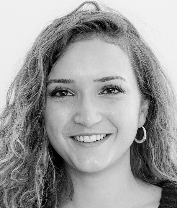Ines Oumnia